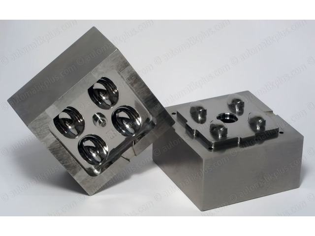08die-casting-mold