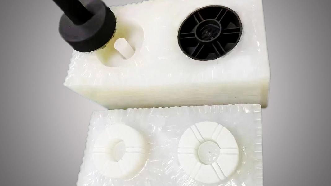 硅胶模具制造过程